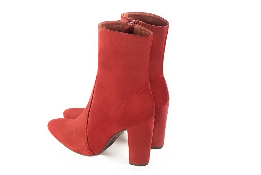 Scarlet red women's ankle boots with a zip on the inside. Round toe. High block heels. Rear view - Florence KOOIJMAN